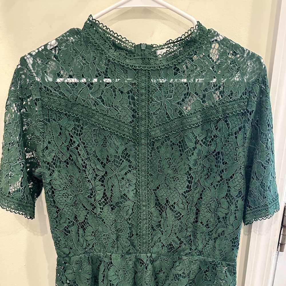 Women's Emerald Green Lace Peplum Top